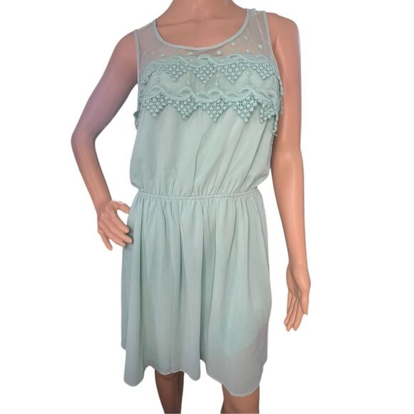 Doe & Rae Mind Green Mini Tank Dress With Crochet Detailing - Picture 1 of 5